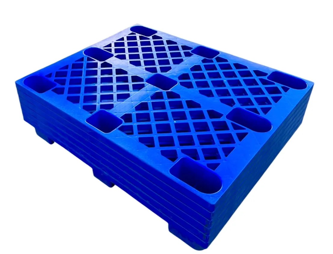 Những lợi ích nổi bật của pallet chân cốc trong kho hàng