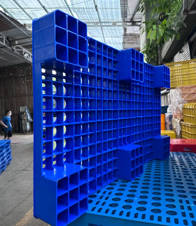 Những tiêu chí lựa chọn pallet lót sàn phù hợp