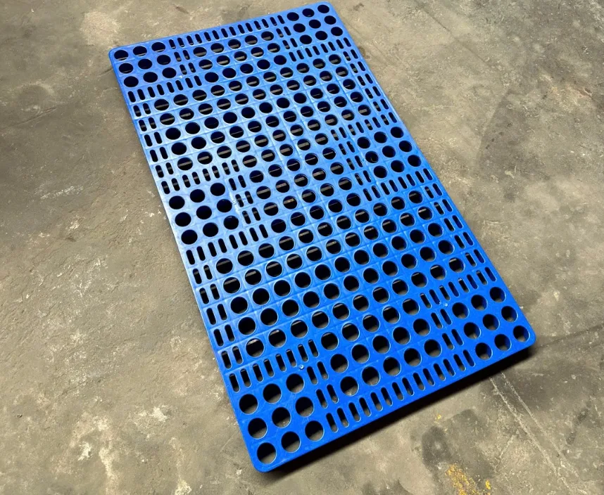 Pallet lót sàn không chân hỗ trợ chống ẩm hiệu quả như thế nào?