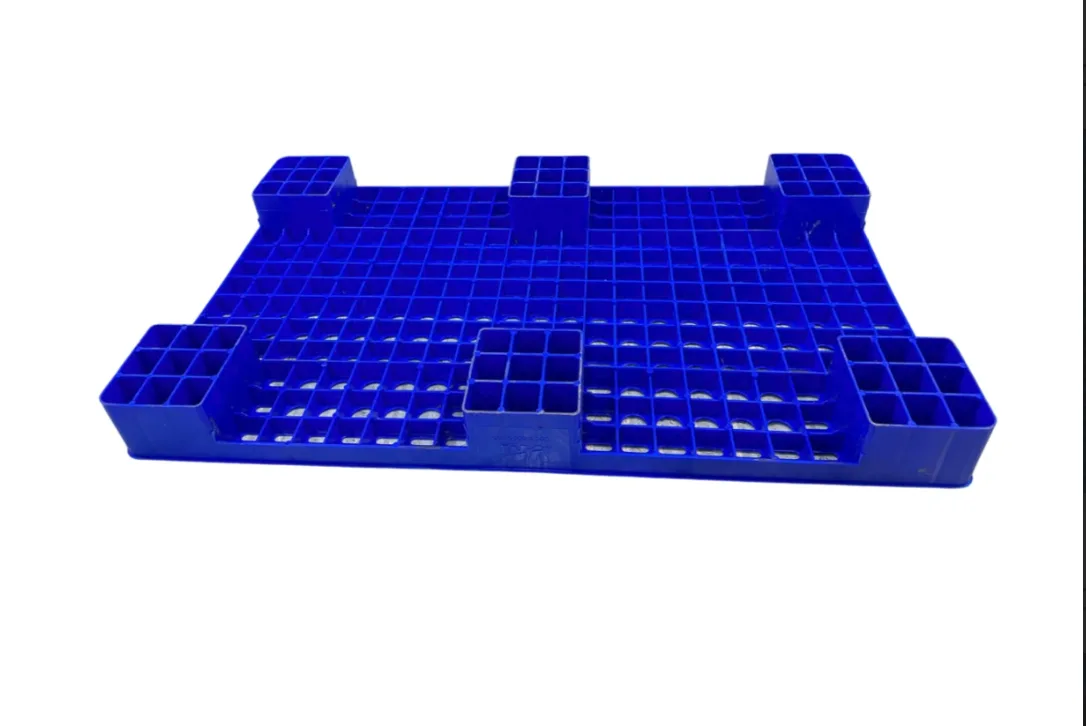 Khám phá những ưu điểm của pallet nhựa mới